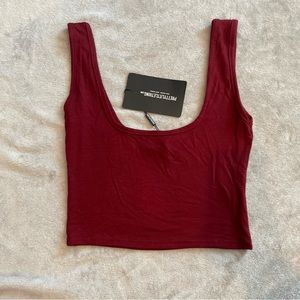 red cropped tank top
